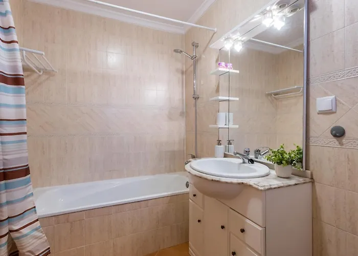 아파트 Im On Meia Terrasse 라고스