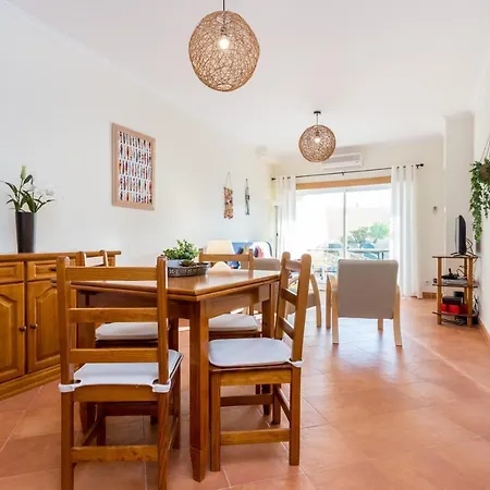 Im On Meia Terrasse Apartment